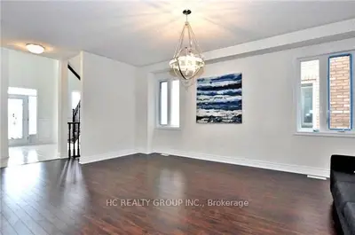 253 Rutherford Road, Bradford West Gwillimbury, On L3z 0x4