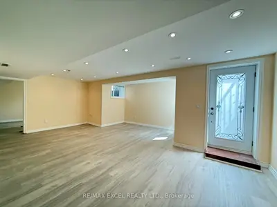 278 Ivy Jay Crescent Bsmt, Aurora, On L4g 0e7