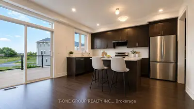 208 Markham Veterans Street, Markham, On L6b 1s3