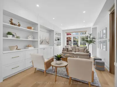 118 Pathlane Road, Richmond Hill, On L4b 4r1