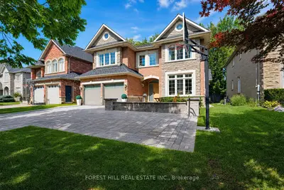 118 Pathlane Road, Richmond Hill, On L4b 4r1