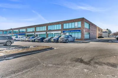 115 Woodstream Boulevard 4-203, Vaughan, On L4l 8k5