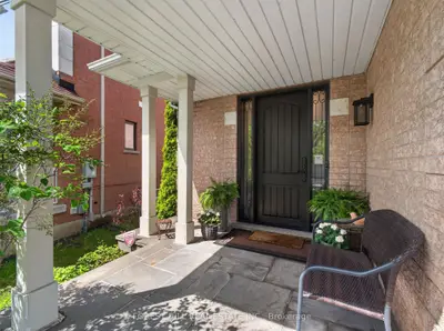 120 Sandwood Drive, Vaughan, On L4j 8w4