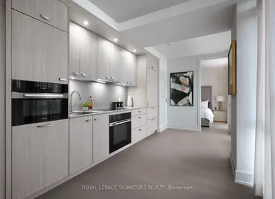 399 Royal Orchard Boulevard 215, Markham, On L3t 0h3
