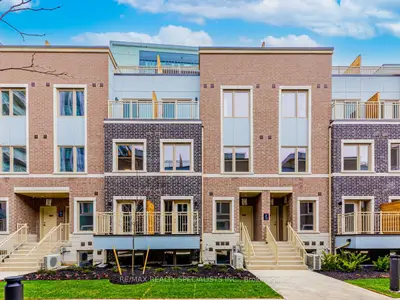 Condo Townhouse in Vaughan