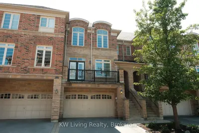 120 Chapman Court, Aurora, On L4g 0e2