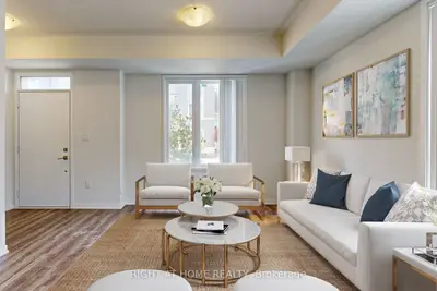 11 Almond Blossom Mews Th127, Vaughan, On L4k 0n7
