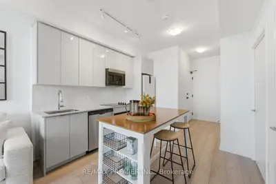 10 Abeja Street 1512, Vaughan, On L4k 0r4