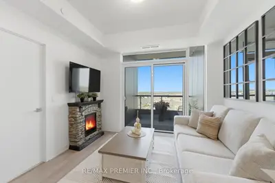 10 Abeja Street 1512, Vaughan, On L4k 0r4