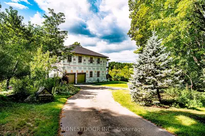 40 Old Church Road, King, On L7b 1k4