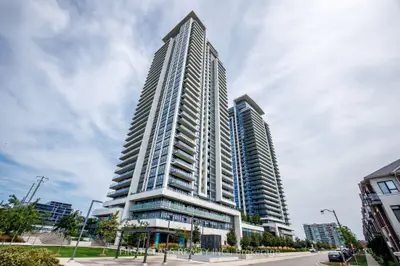 12 Gandhi Lane 3806, Markham, On L3t 0g8