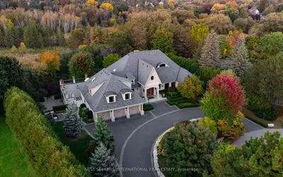 111 Manitou Drive, King, On L7b 1e7