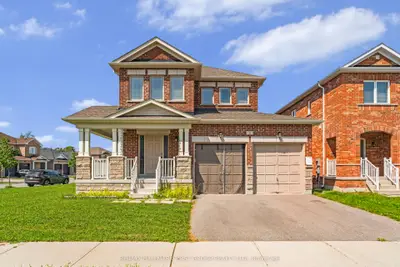 Detached in Brock