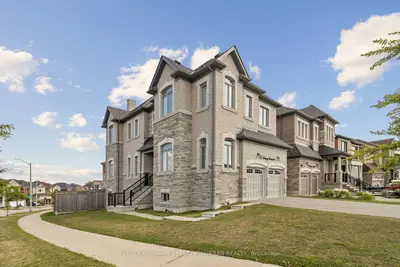54 Leary Crescent, Richmond Hill, On L4s 0g7