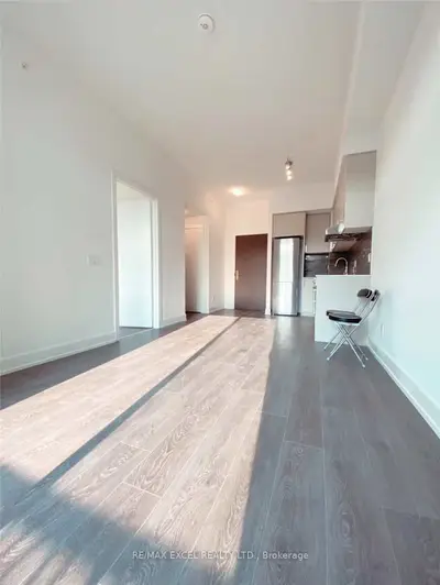 278 Buchanan Drive 820, Markham, On L3r 6j1