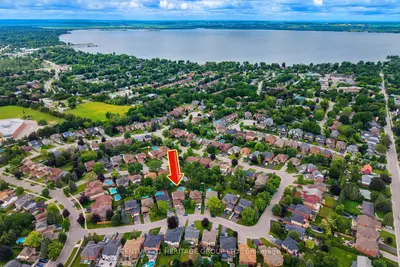 55 Chartwell Crescent, Georgina, On L4p 3n8