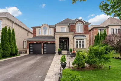 176 TIGERTAIL Crescent, Bradford West Gwillimbury, ON L3Z 0M4