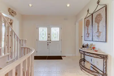 80 Eyer Drive, Markham, On L6c 1s3