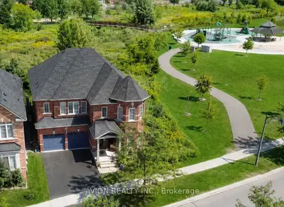 107 Alexander Lawrie Avenue, Markham, On L6e 0j7