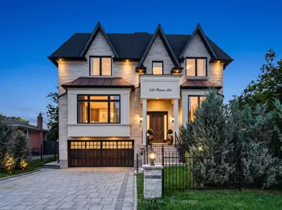 212 Sussex Avenue, Richmond Hill, On L4c 2g2