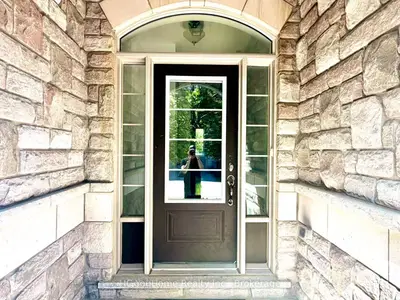 1331 Major Mackenzie Drive W 122, Vaughan, On L6a 4w4