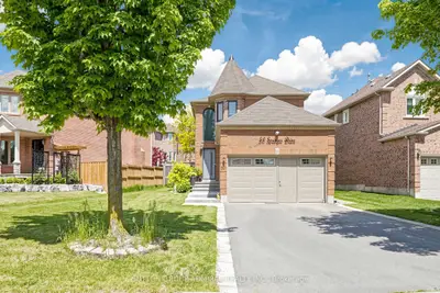 50 Springer Drive, Richmond Hill, On L4c 0g1