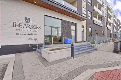 555 William Graham Drive 250, Aurora, On L4g 7c4
