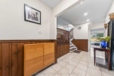 38 Kitsilano Crescent, Richmond Hill, On L4c 5a5