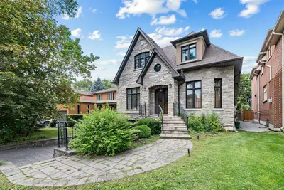 58 Spruce Avenue, Richmond Hill, On L4c 6w1