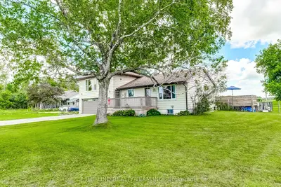 19505 Bathurst Street, East Gwillimbury, On L3y 4v9