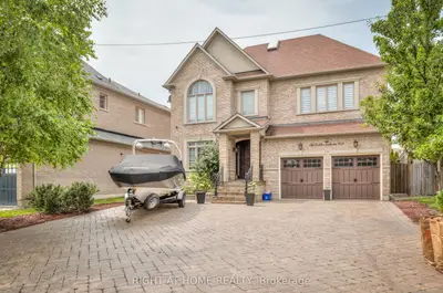 26 Little Natalie Court, Vaughan, On L6a 0j1