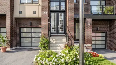 109 Laskin Drive, Vaughan, On L6a 5a4