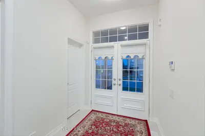 2 Lady Valentina Avenue, Vaughan, On L6a 0e4
