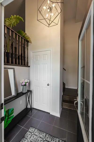 307 Dundas Way, Markham, On L6e 0s8