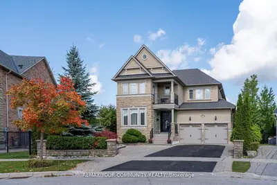 35 Vandervoort Drive, Richmond Hill, On L4e 0c7