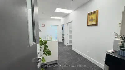3601 Highway 7 E 811, Markham, On L3r 0m3