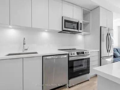 333 Sunseeker Avenue 250, Innisfil, On L9r 0r6