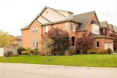93 Bel Canto Crescent, Richmond Hill, On L4e 4h4