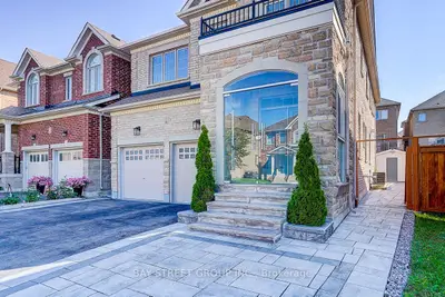 5 Blacksmith Trail, East Gwillimbury, On L9n 0r4