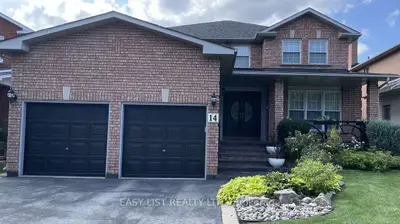 14 Gas Light Crescent, Vaughan, On L4l 8e8