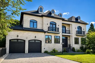 19 Blyth Street, Richmond Hill, On L4e 2y2