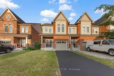 55 Drum Street, Whitchurch-stouffville, On L4a 4n9