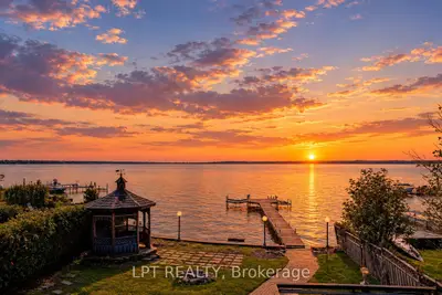 38 Metropolitan Crescent, Georgina, On L4p 1l5