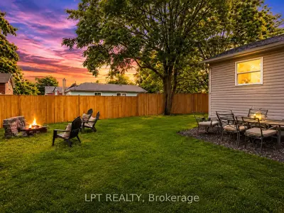 77 Munro St West Street W, Brock, On L0e 1e0