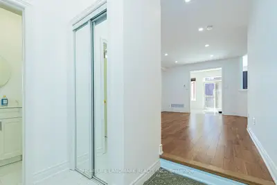 15 Chokecherry Crescent, Markham, On L6e 0j5