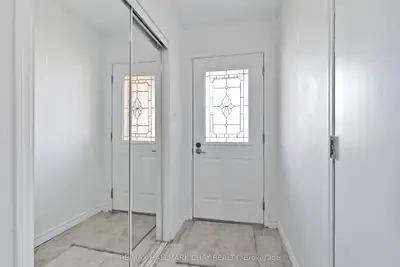 492 Britannia Avenue, Bradford West Gwillimbury, On L3z 1a7