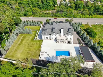 14358 Bathurst Street, King, On L7b 1k5