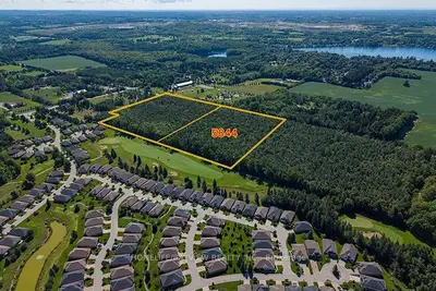 5844 Aurora Road, Whitchurch-stouffville, On L4a 3k3