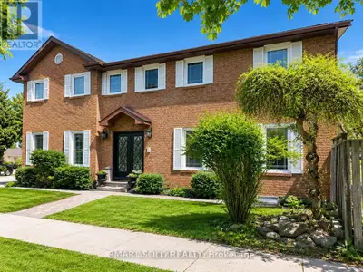 1 Tiffany Gate, Richmond Hill, On L4c 6w7
