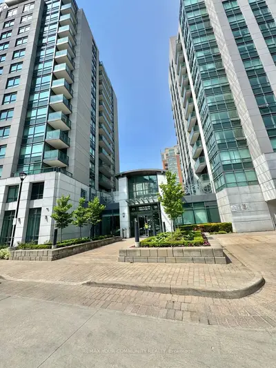 55 South Town Centre Boulevard 1205, Markham, On L6g 0b1